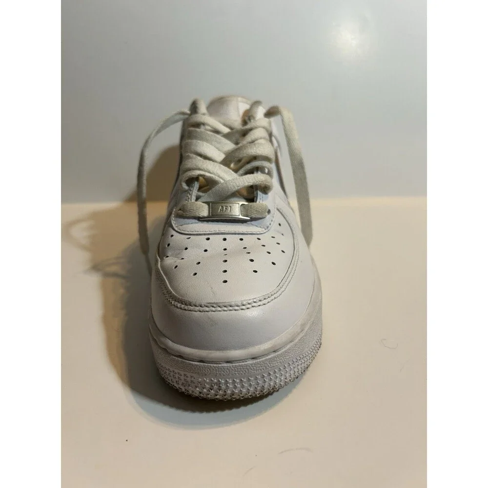White Nike Air Force 1-Men’s/Womens! Size 8 (LEFT Shoe ONLY!) 🔥